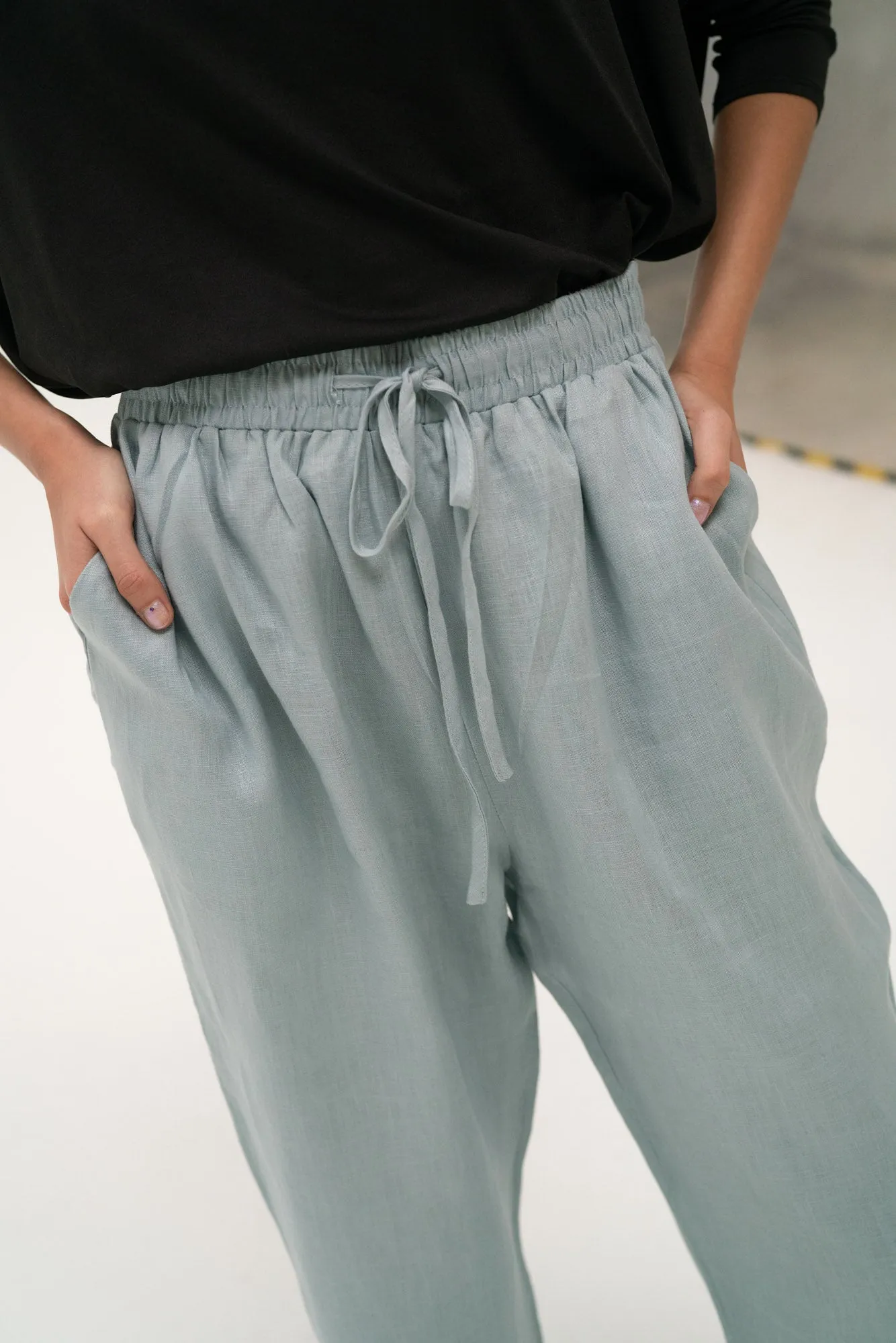 Zoe Linen Pants in Dusty Blue